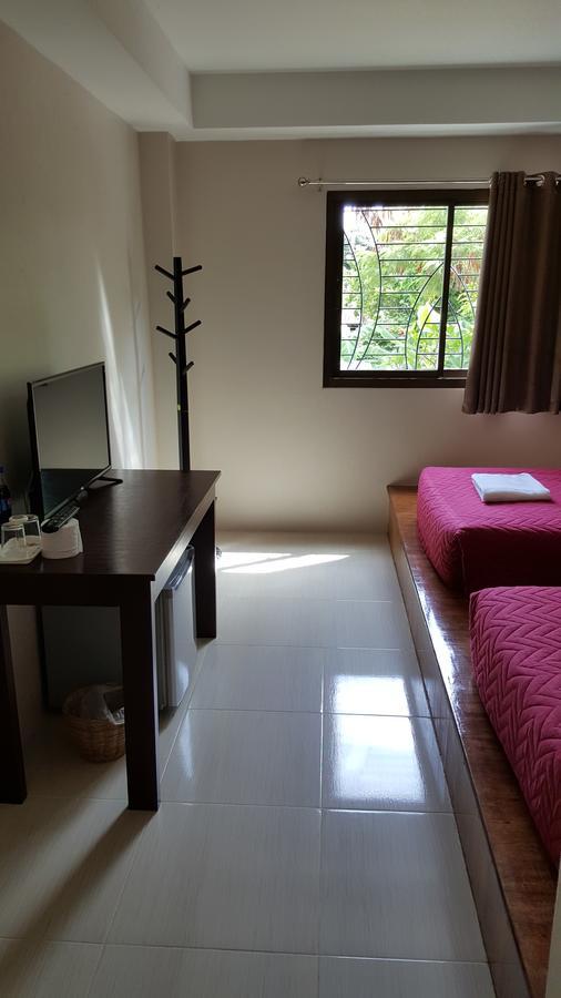 بان فيه Yellow House Rayong المظهر الخارجي الصورة
